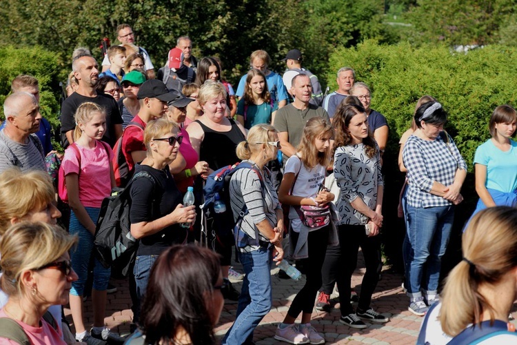 Zwardoń i Skalite - pierwsze transgraniczne nabożeństwo Drogi Krzyżowej - 2020