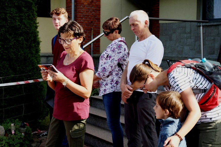 Zwardoń i Skalite - pierwsze transgraniczne nabożeństwo Drogi Krzyżowej - 2020