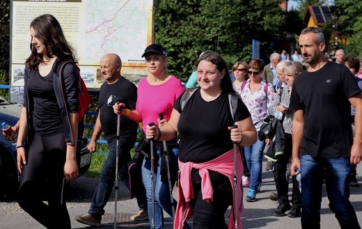 Zwardoń i Skalite - pierwsze transgraniczne nabożeństwo Drogi Krzyżowej - 2020