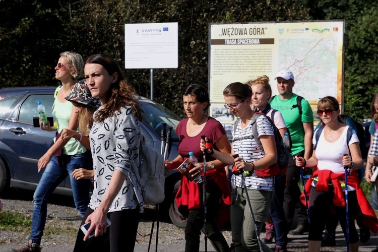 Zwardoń i Skalite - pierwsze transgraniczne nabożeństwo Drogi Krzyżowej - 2020