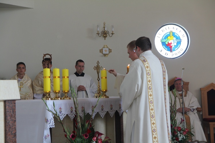 Poświęcenie kościoła w Skarbimierzu-Osiedlu