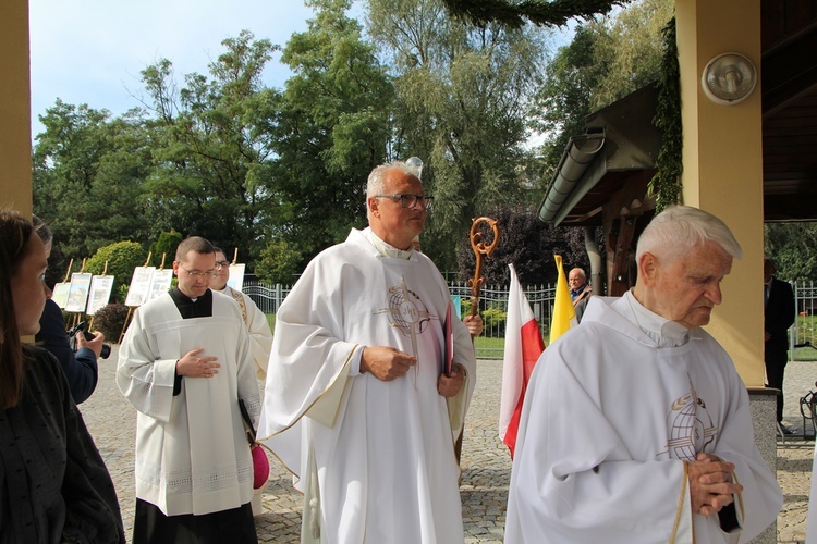 Poświęcenie kościoła w Skarbimierzu-Osiedlu