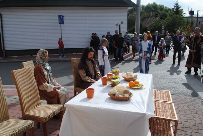 Rudnik nad Sanem. Religijna inscenizacja