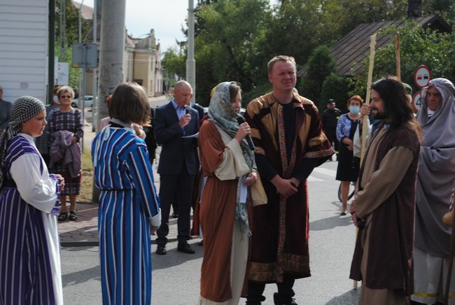 Rudnik nad Sanem. Religijna inscenizacja