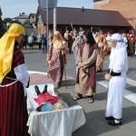 Rudnik nad Sanem. Religijna inscenizacja