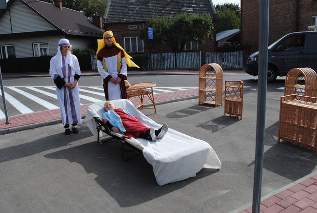 Rudnik nad Sanem. Religijna inscenizacja