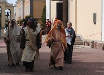 Rudnik nad Sanem. Religijna inscenizacja