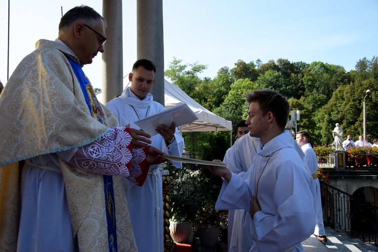 Błogosławieństwo ceremoniarzy w Limanowej