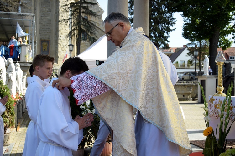 Błogosławieństwo ceremoniarzy w Limanowej