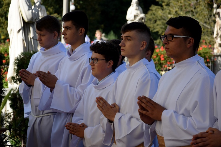 Błogosławieństwo ceremoniarzy w Limanowej