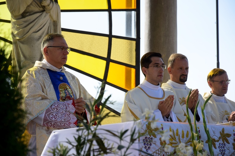 Błogosławieństwo ceremoniarzy w Limanowej