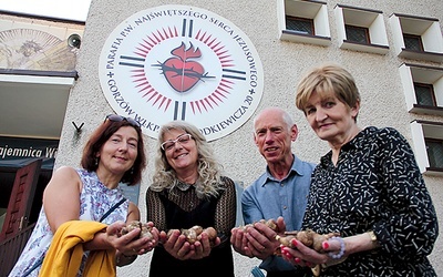 – Na zdjęciu (od lewej): Krystyna Kowalczyk, Anna Sosnowska, Karol Kukliński i Wiesława Gąsiorek.