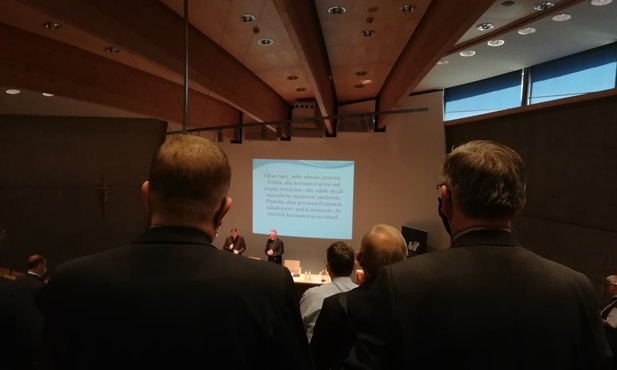 Katowice. Kapelani szpitalni podsumowują minione miesiące. Wsparcie dla chorych, rodzin i personelu medycznego