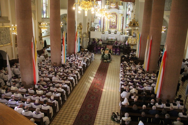 Pożegnanie śp. Genowefy Jeż