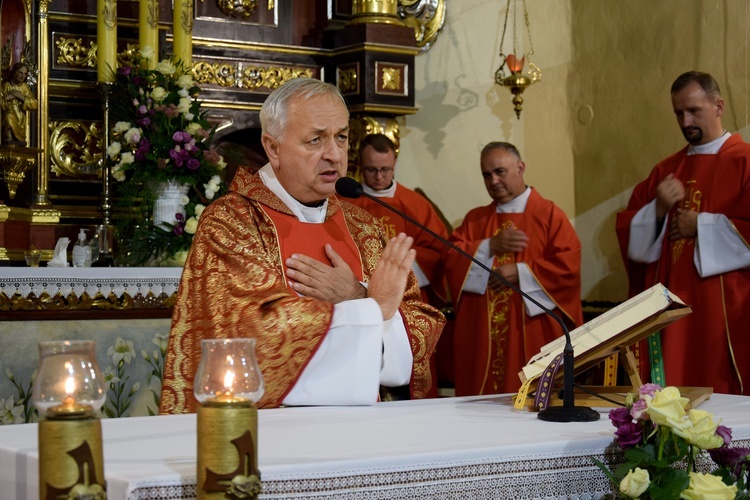 Stary Sącz. Błogosławieństwo ceremoniarzy