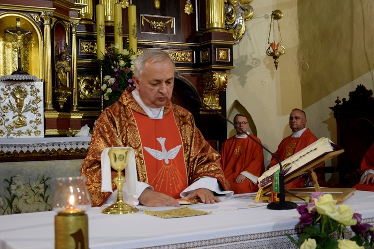 Stary Sącz. Błogosławieństwo ceremoniarzy