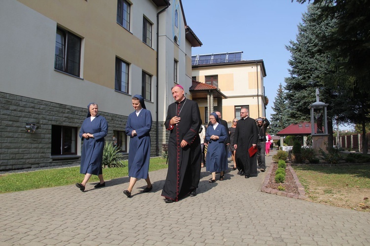 Tarnów. Błogosławieństwo u sióstr szarytek