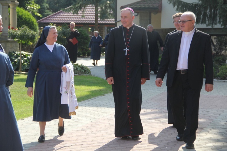 Tarnów. Błogosławieństwo u sióstr szarytek