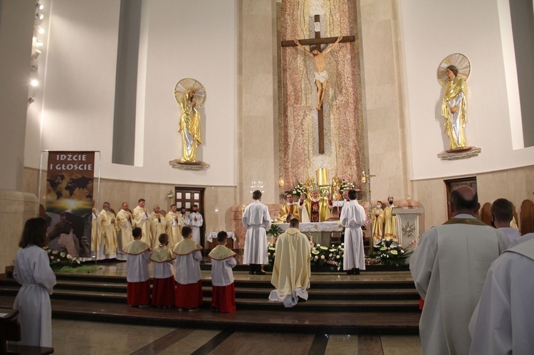 Dąbrowa Tarnowska. Posłanie misyjne ks. Pawła Dąbrowy