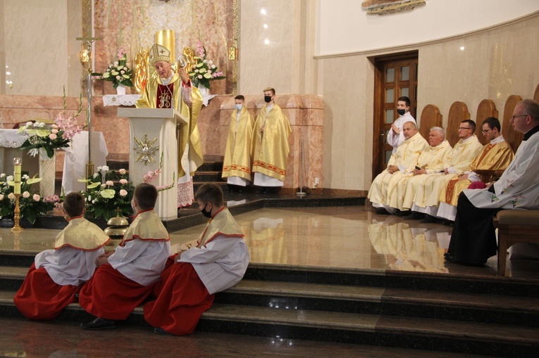 Dąbrowa Tarnowska. Posłanie misyjne ks. Pawła Dąbrowy