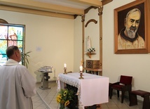 Kaplica i grupa modlitwy św. o. Pio 