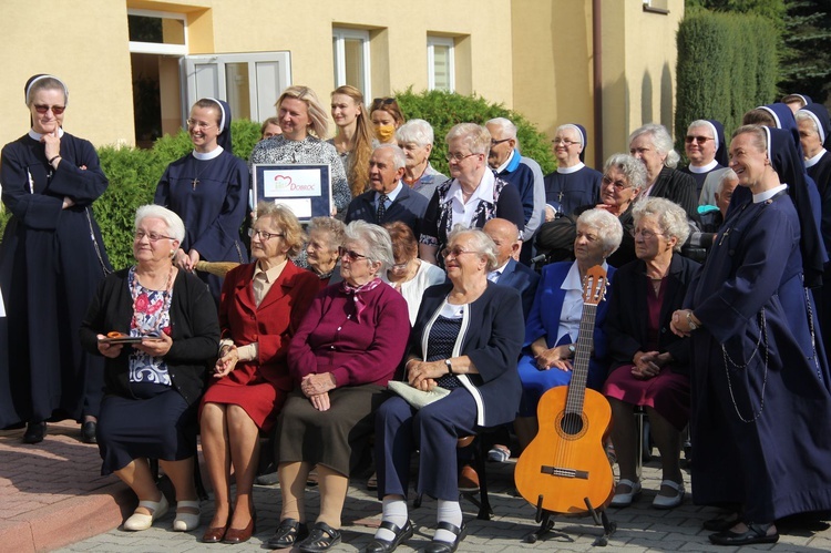 Dębica. Poświęcenie nowego Domu Symeona i Anny