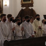 41 ministrantów w Rokitnie otrzymało błogosławieństwo do posługi lektora