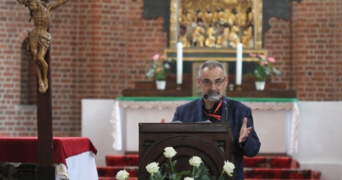 Pax et Bonum. Skąd pochodzi nazwa "kościół NMP na Piasku"?