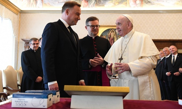 Podczas spotkania prezydenta Andrzeja Dudy z papieżem Franciszkiem