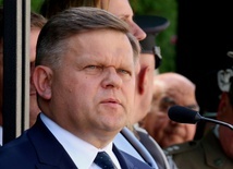 Wojciech Skurkiewicz podczas uroczystości patriotycznej w Radomiu.