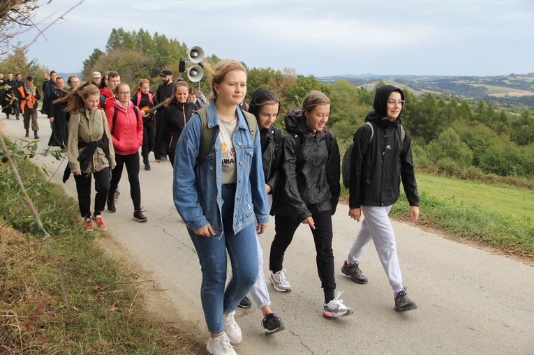 Ciężkowice - Jamna. Okręgowa pielgrzymka młodych