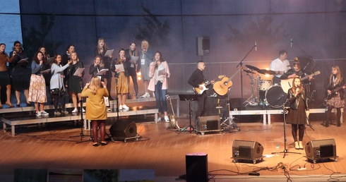 Ostróda. Koncert ewangelizacyjny "… by świat usłyszał" 