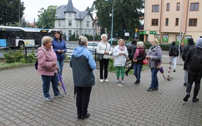 Legnica. Koronka na skrzyżowaniu