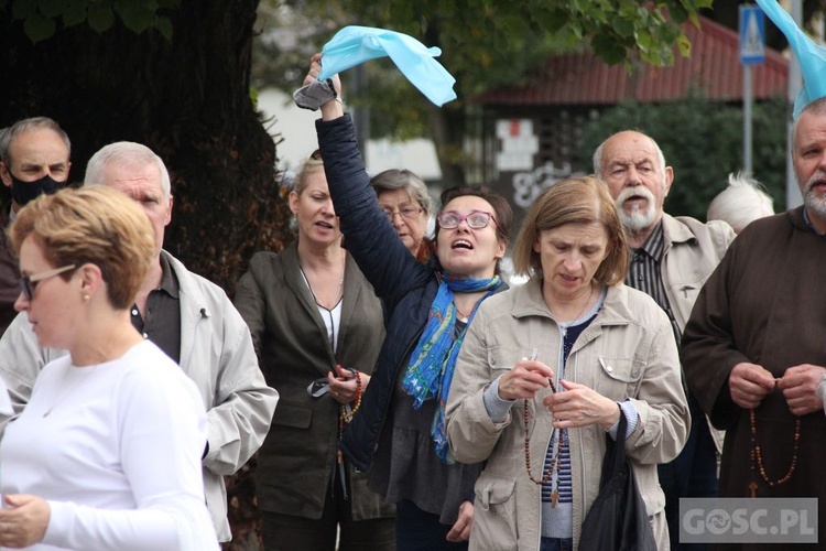 Gorzów Wlkp. Koronka na ulicach miast świata