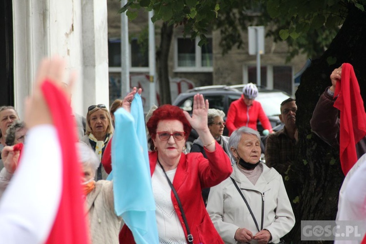 Gorzów Wlkp. Koronka na ulicach miast świata