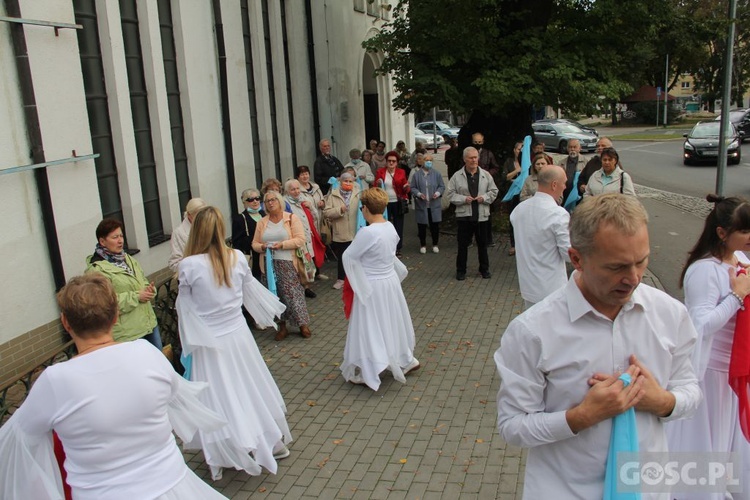 Gorzów Wlkp. Koronka na ulicach miast świata