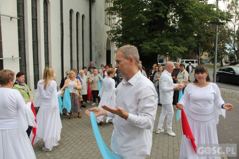 Gorzów Wlkp. Koronka na ulicach miast świata