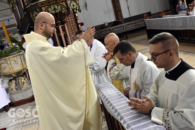 Msza św. prymicyjna o. Miłosza Mażewskiego w wałbrzyskiej kolegiacie