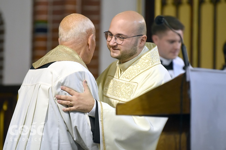 Msza św. prymicyjna o. Miłosza Mażewskiego w wałbrzyskiej kolegiacie