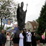 Oleśnica. Koronka do Bożego Miłosierdzia na ulicach miast świata