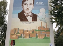Stalowa Wola. Mural przedstawiający Eugeniusza Kwiatkowskiego na bloku przy ul. Chopina.