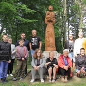 Przyjedź w niedzielę do Tymienia