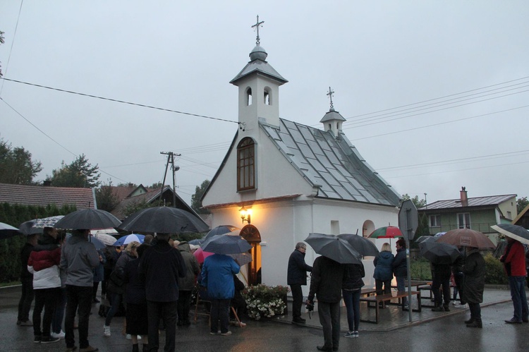 Cyganowice. Błogosławieństwo odnowionej kaplicy