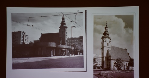 Perły. Kościoły w Śródmieściu Gdyni do roku 1989
