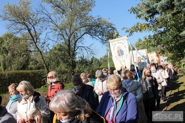 Rokitno. Rozpoczęła się diecezjalna pielgrzymka różańcowa