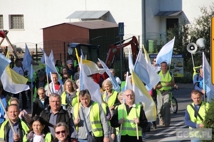 Rokitno. Rozpoczęła się diecezjalna pielgrzymka różańcowa