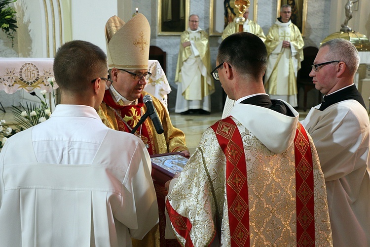 Święcenia diakonatu br. Bogusława Wielgoszewskiego, karmelity bosego