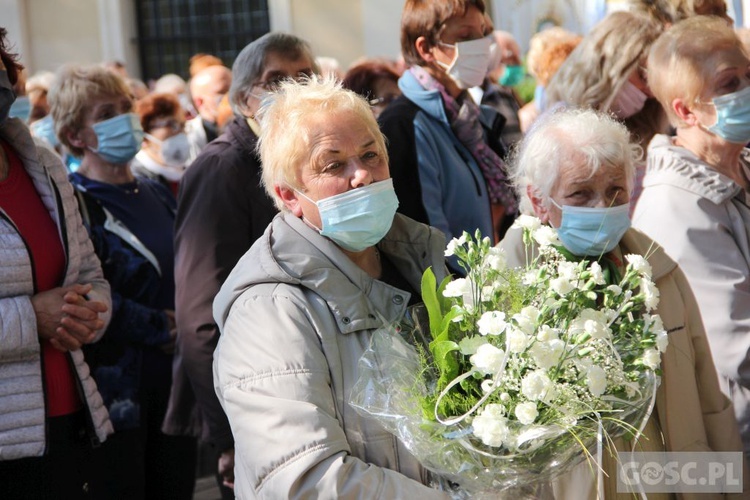 Odpust różańcowy i wręczenie diecezjalnych odznaczeń w Rokitnie