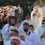 Odpust różańcowy i wręczenie diecezjalnych odznaczeń w Rokitnie