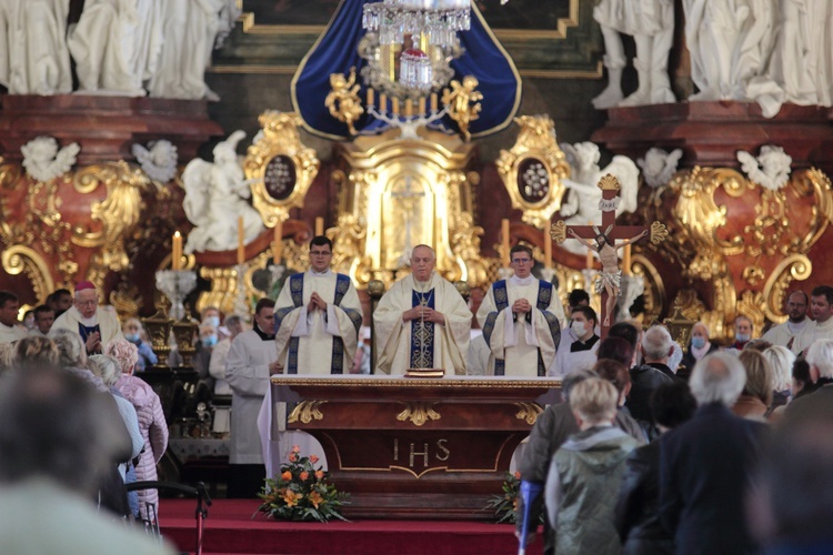 Żywy Różaniec u Matki